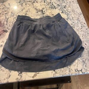 Discontinued Gray Tye Dye Lululemon size 8 Hottie Hot Skirt